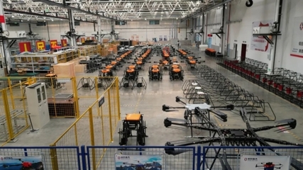 高端工業(yè)無(wú)人機(jī)將實(shí)現(xiàn)'昆明造' 航空運(yùn)營(yíng)支持服務(wù)